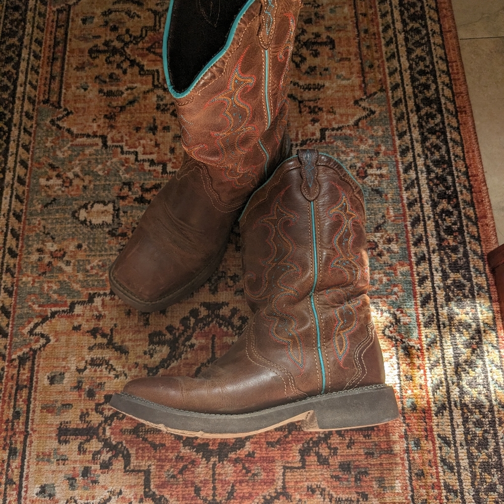 Justin Cowgirl Boots size 10